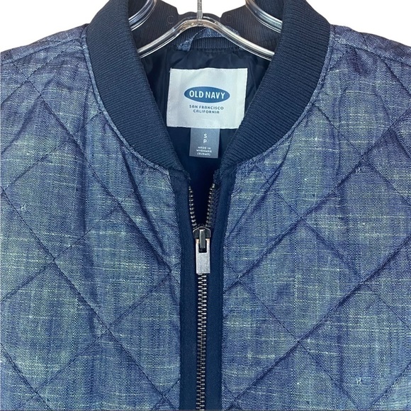 Gap Vest In Quilted Blue - Picture 2 of 6